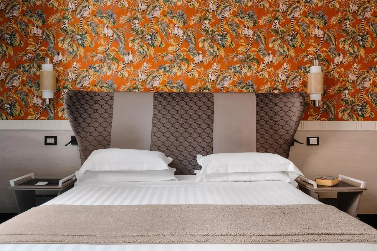 Aparthotel Unica Suites Rome