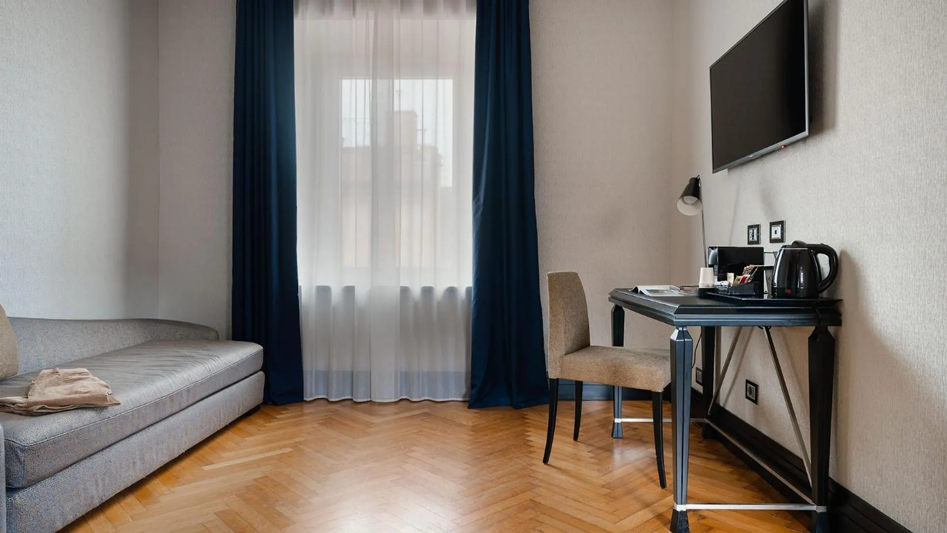 Unica Suites Roma Apart Otel