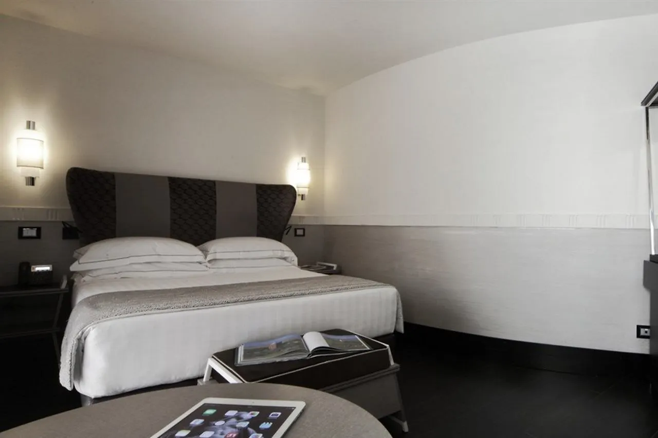 Unica Suites Rome Italy