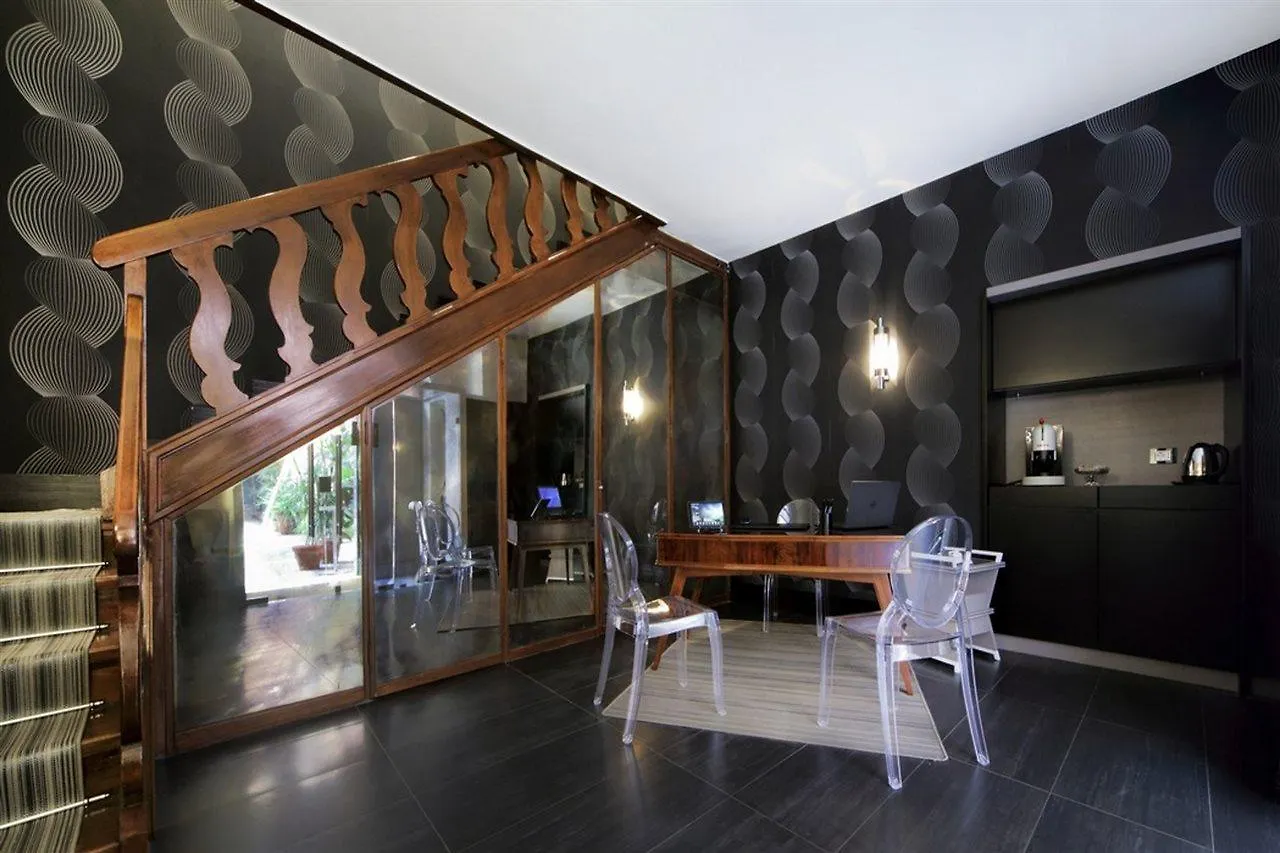 Unica Suites Rome Aparthotel