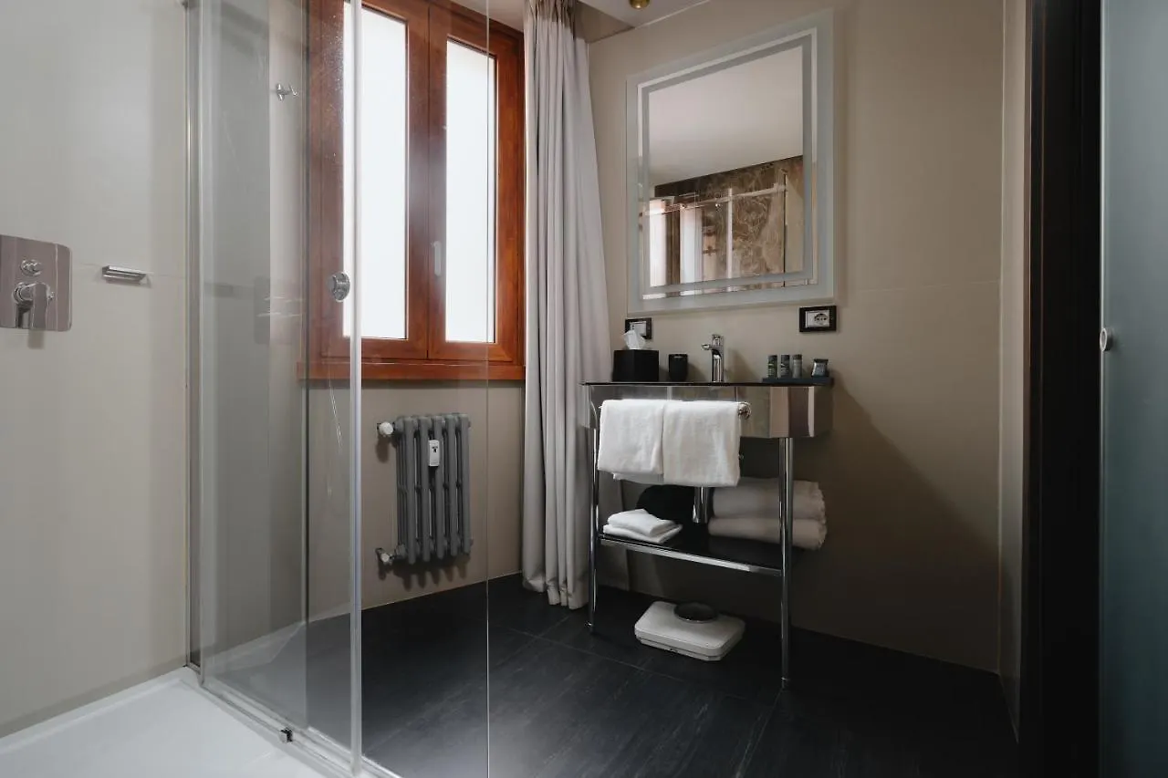 Aparthotel Unica Suites Rome