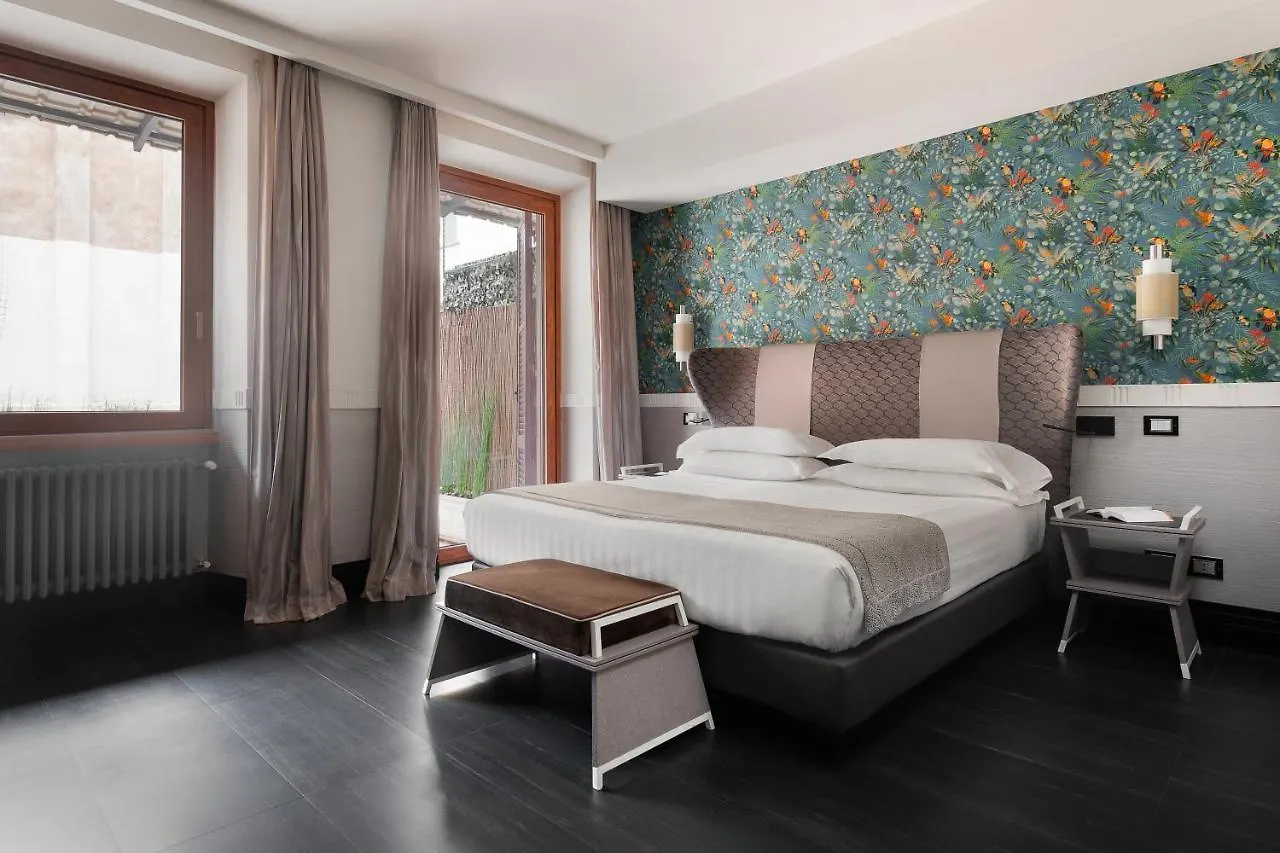 Unica Suites Rome Aparthotel