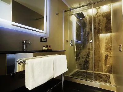 Unica Suites Rom 4*,